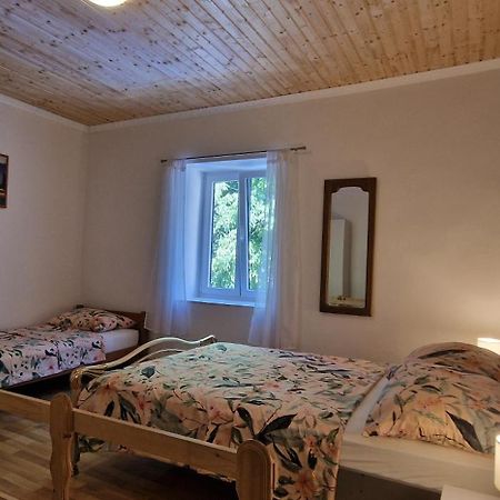 Studio Apartman Kastel Kambelovac Kaštela Exterior foto