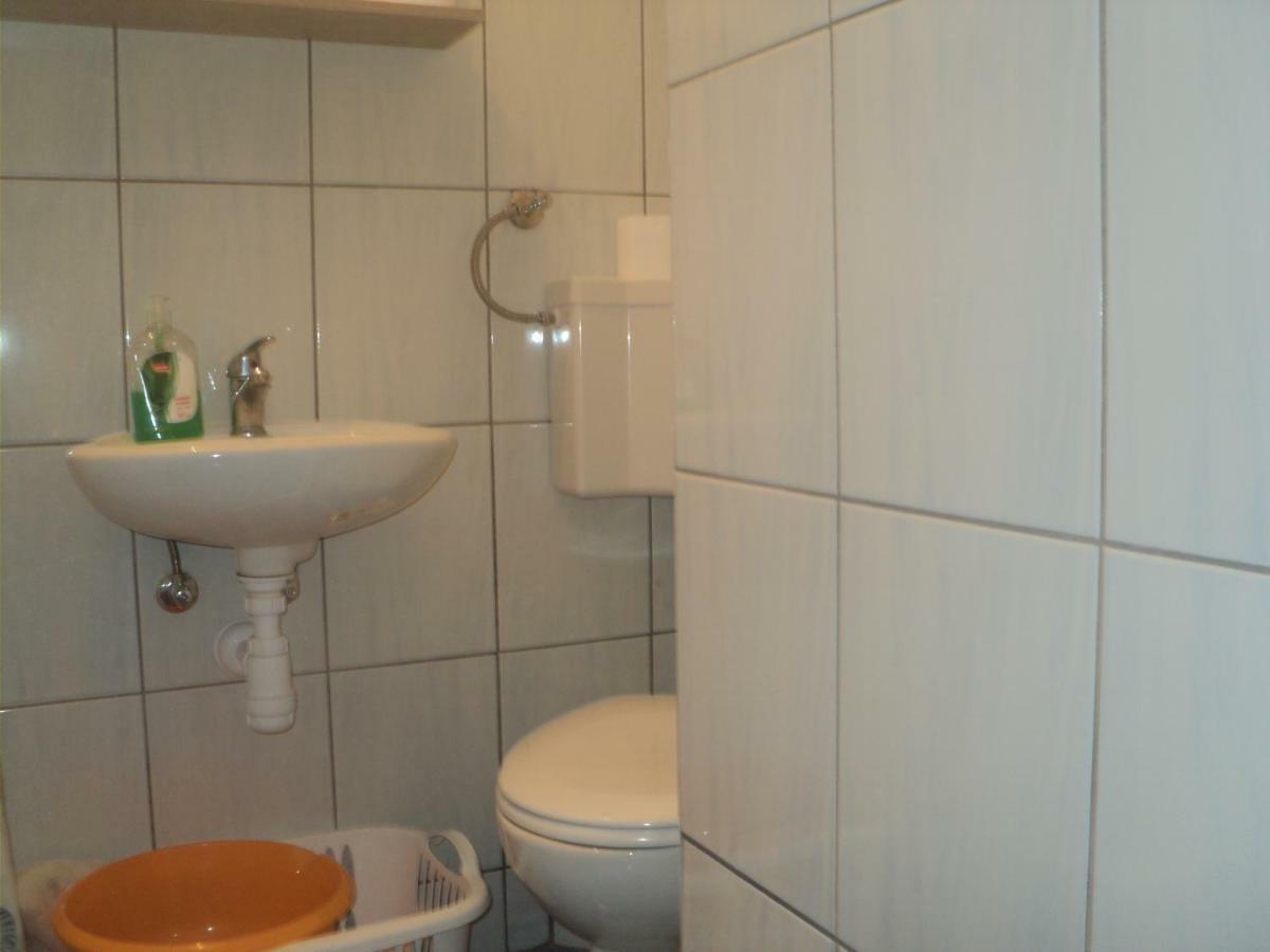 Studio Apartman Kastel Kambelovac Kaštela Exterior foto